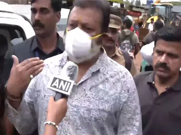 Union Minister सुरेश गोपी ने भूस्खलन प्रभावित वायनाड का दौरा किया