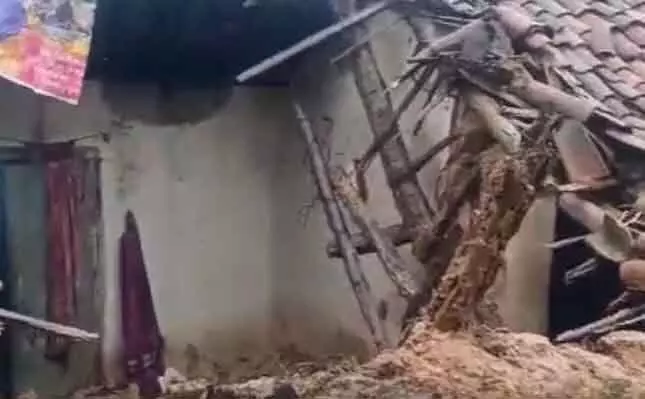 पति-पत्नी की मौत हुई कच्चे मकान गिरने से, इस जिले में बड़ा हादसा