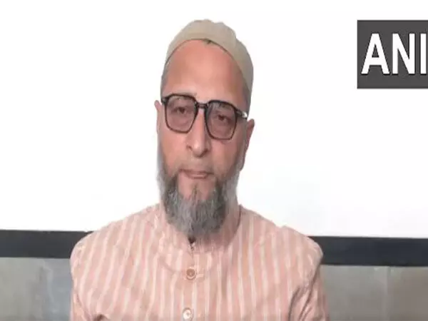 Owaisi ने वक्फ बोर्ड अधिनियम में संशोधन की रिपोर्ट पर केंद्र पर निशाना साधा