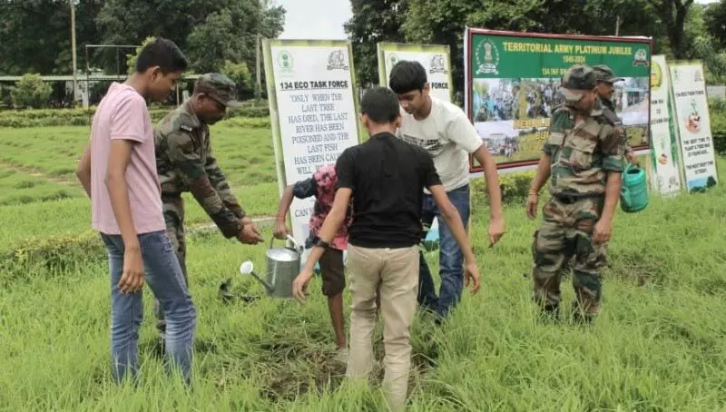 Assam : प्रादेशिक सेना ने तेजपुर में बड़े पैमाने पर वृक्षारोपण अभियान का आयोजन