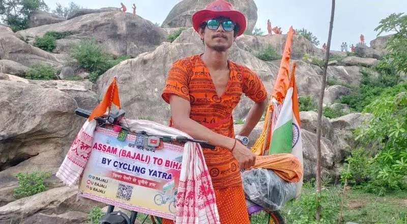 Assam : 1100 किलोमीटर साइकिल चलाकर झारखंड का सफर तय किया