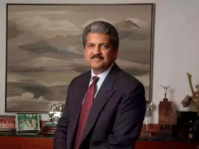 Anand Mahindra ने मनमोहक वीडियो के साथ फ्रेंडशिप डे मनाया