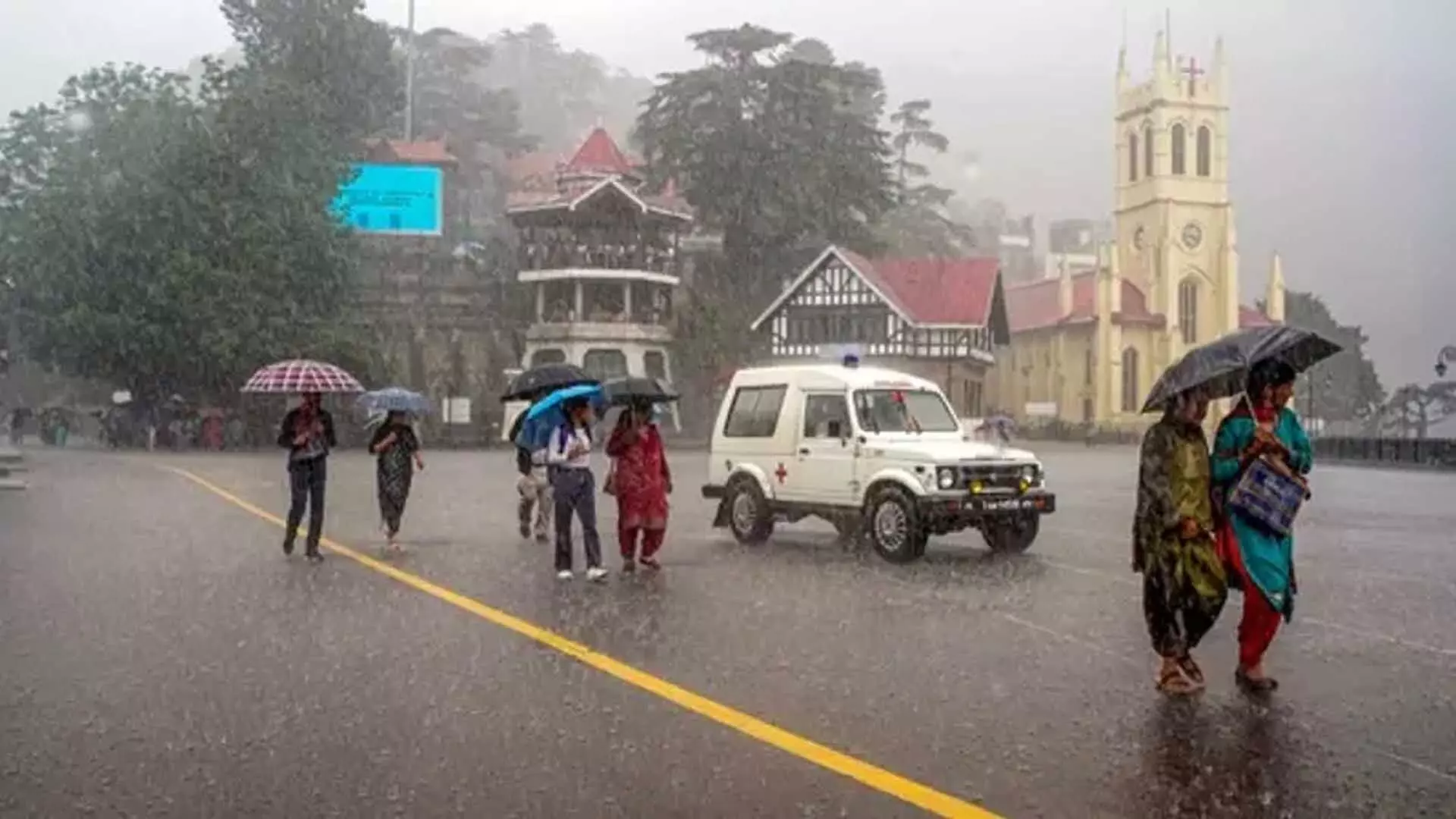 Himachal: भारी बारिश के कारण 87 सड़कें बंद, 5 दिनों के लिए येलो अलर्ट जारी