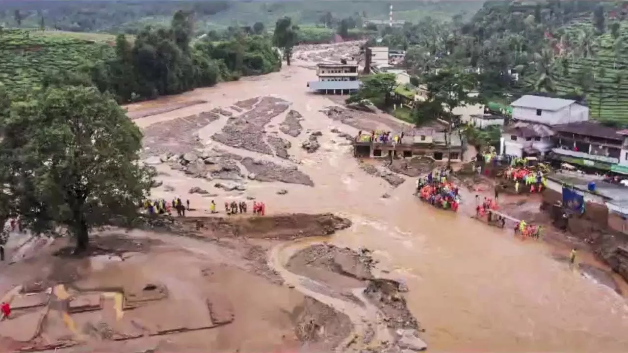 Wayanad landslide: SNDP ने CMDRF को 25 लाख रुपये देने का किया वादा