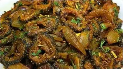 Recipe: इस तरीके से बनाये करेले की सब्जी