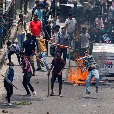 Delhi: भारत ने बांग्लादेश में अपने नागरिकों के लिए परामर्श जारी किया