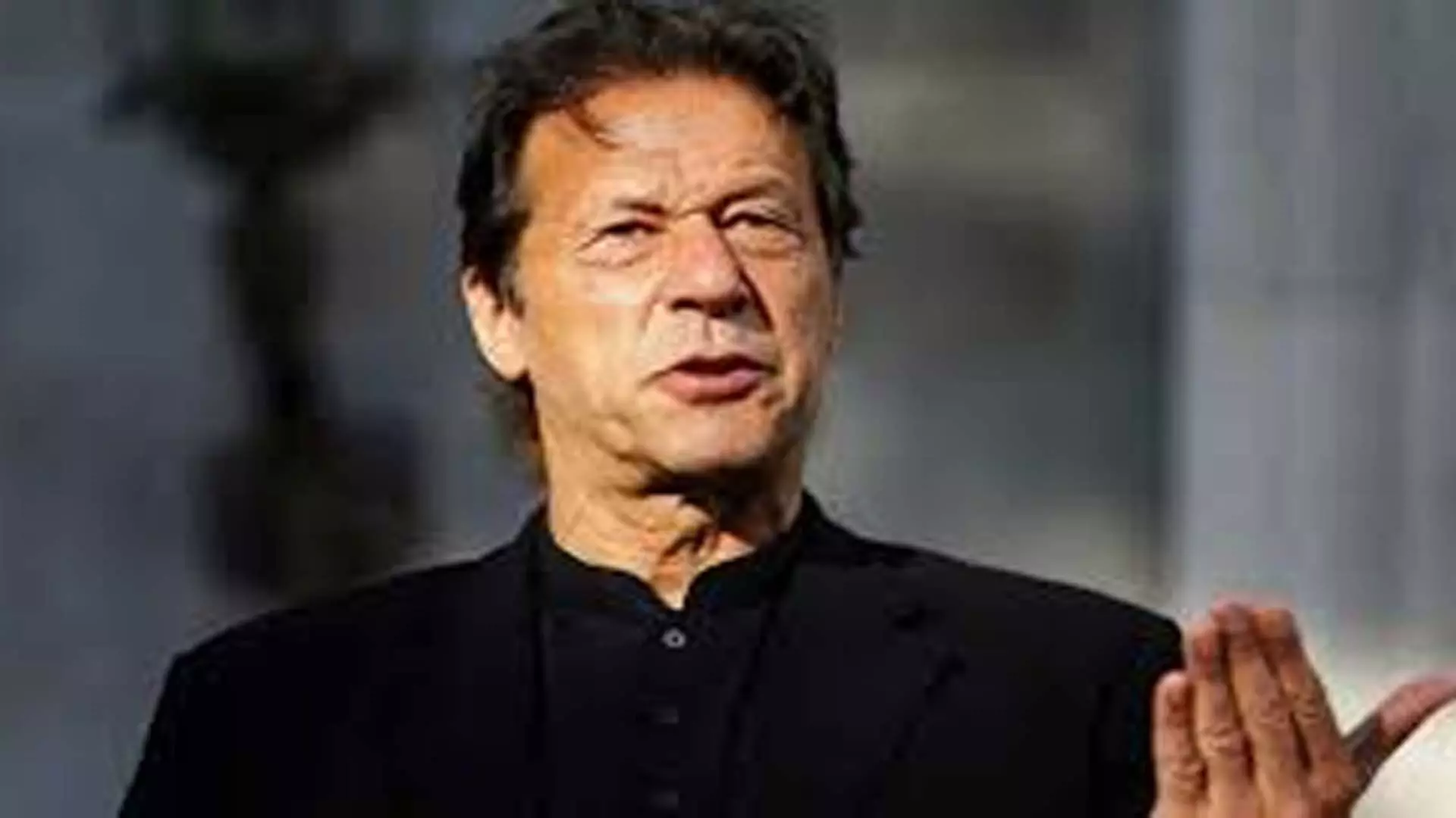 Imran Khan ने कहा, सेना को माफी मांगनी चाहिए
