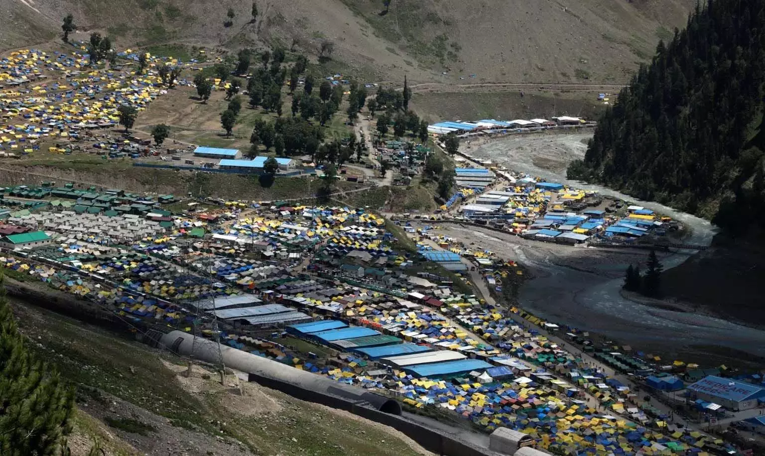 Amarnath Yatra: एहतियात के तौर पर अमरनाथ यात्रा स्थगित