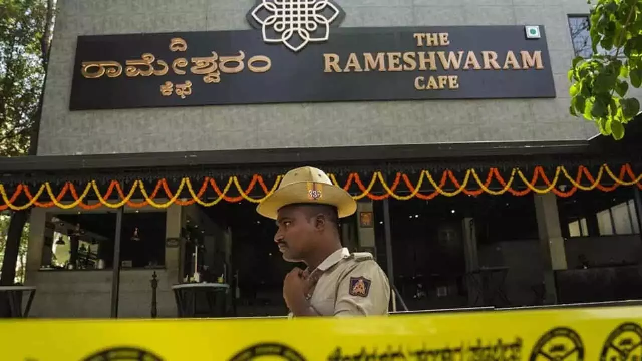 NIA ने बेंगलुरु विस्फोट की जांच के लिए रामेश्वरम कैफे का स्थल निरीक्षण किया