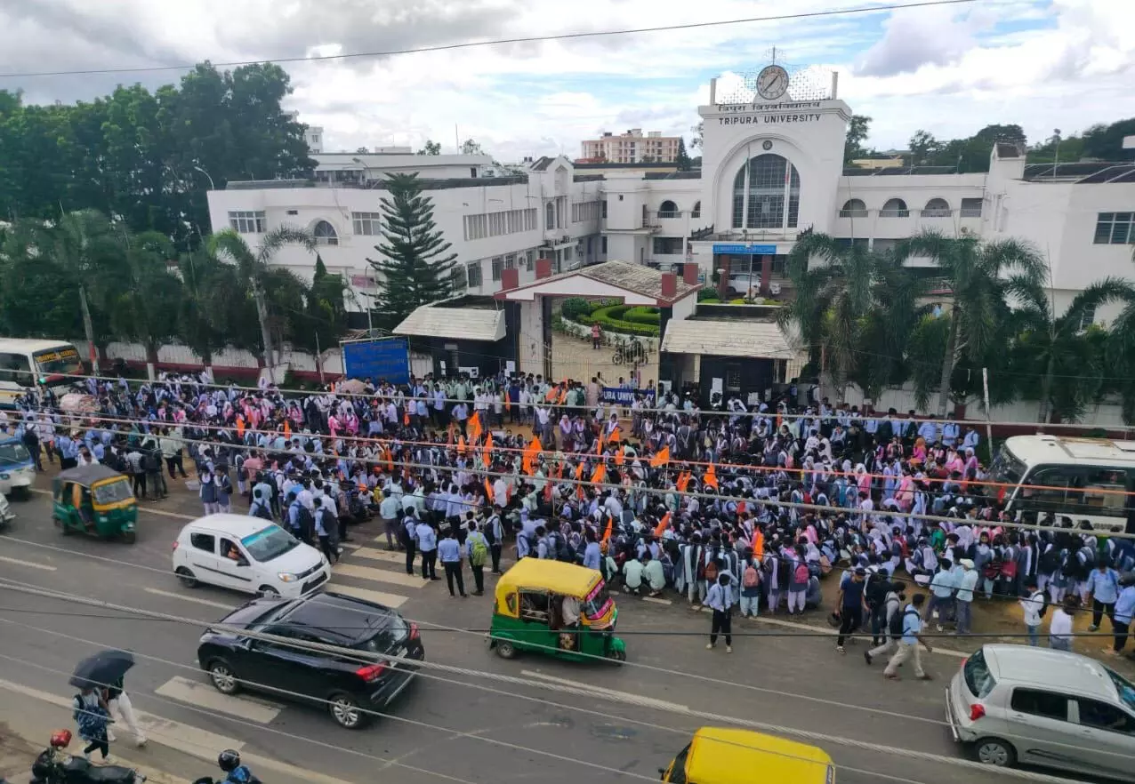 त्रिपुरा: ABVP ने अनधिकृत धार्मिक आयोजन के लिए प्रोफेसर निलंबन की मांग