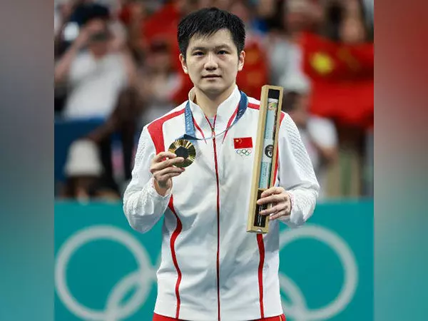 Zhendong ने पुरुष टेबल टेनिस एकल में ओलंपिक स्वर्ण पदक जीता