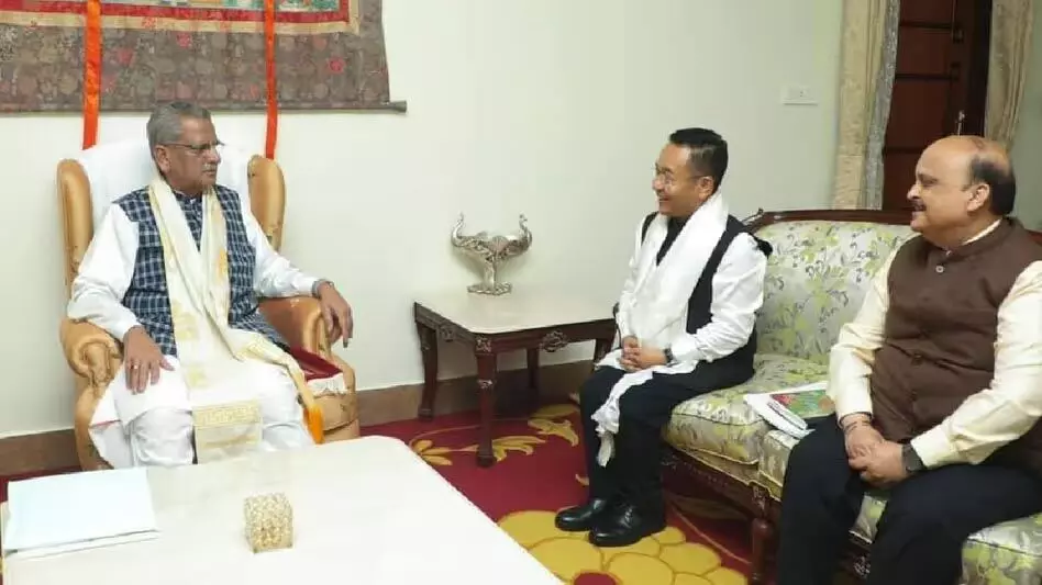 Sikkim के मुख्यमंत्री ने राज्यपाल को एसकेएम के पहले बजट सत्र में भाग लेने के लिए आमंत्रित किया