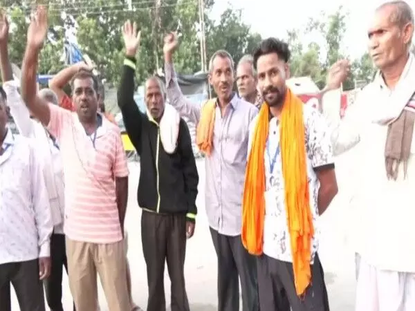 Jammu: अमरनाथ यात्रा के लिए रवाना हो रहे तीर्थयात्रियों को इस कारण रोका गया