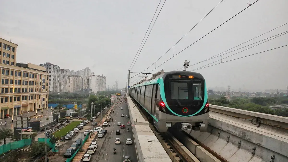 Noida: ऑनलाइन ऐप से मेट्रो परिवहन सेवाएं देने की योजना ठप पड़ी