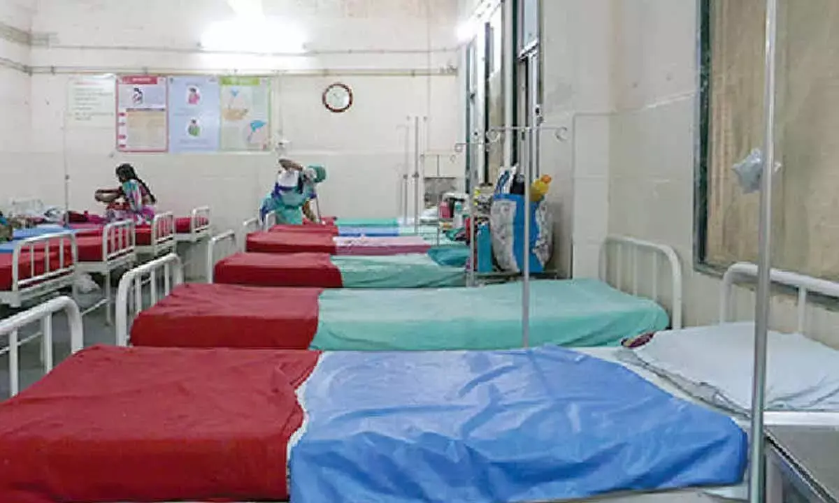 Telangana के सभी जिलों में अस्पताल के बिस्तरों की कमी