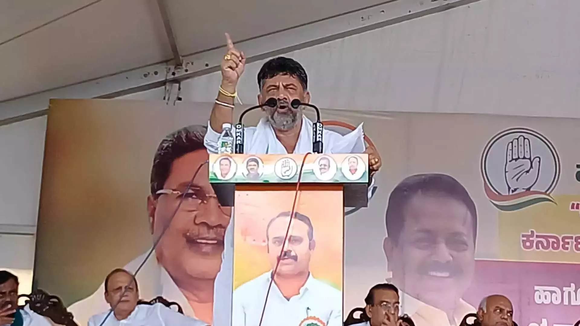 DK Shivakumar ने आरोप लगाया, भाजपा-जेडीएस की पदयात्रा ईर्ष्या के कारण