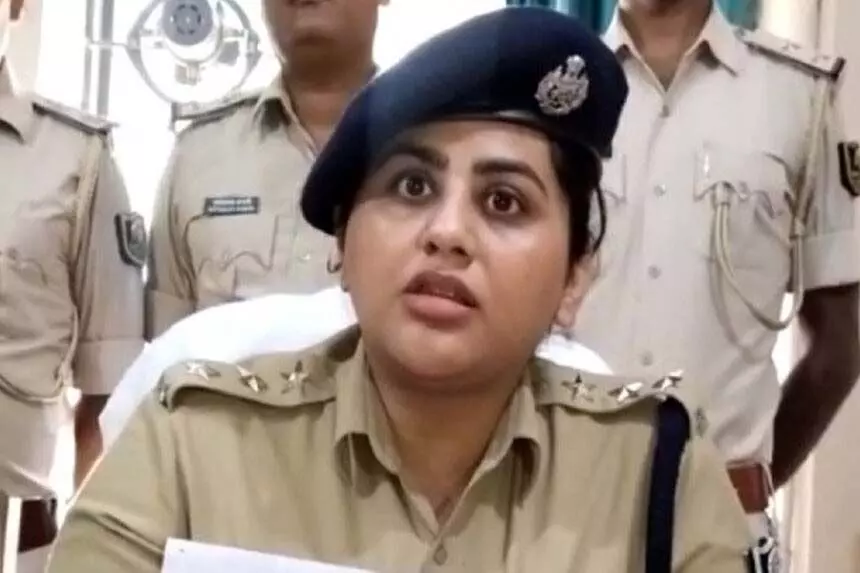 Bihar में फेमस IPS काम्या मिश्रा ने दिया इस्तीफा, पुलिस मुख्यालय को सौपा पत्र