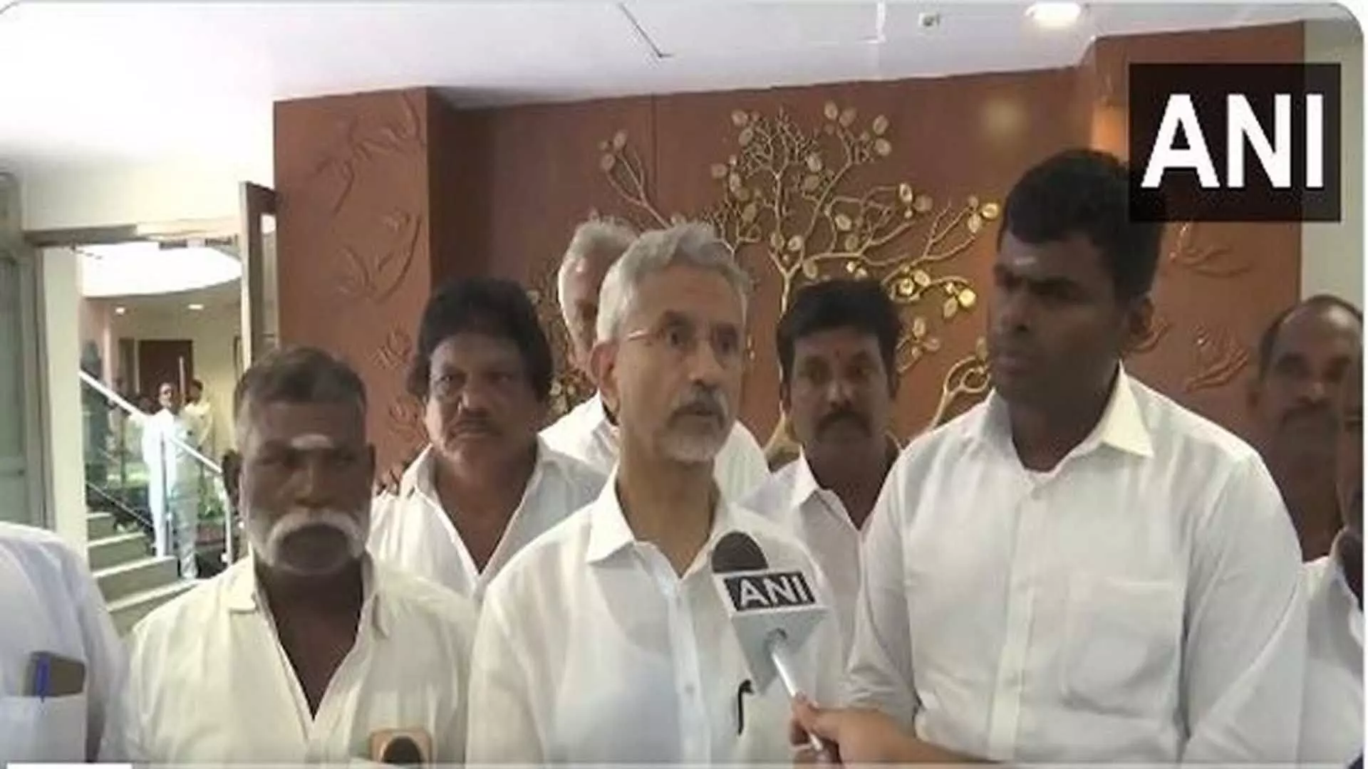 Minister S Jaishankar ने दिल्ली में तमिलनाडु मछुआरा संघों से मुलाकात की