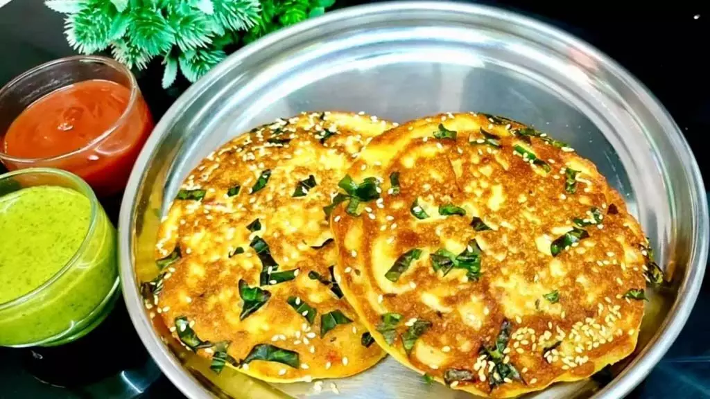 Recipe: नास्ते में बनाये सूजी और बेसन से टेस्टी डिश