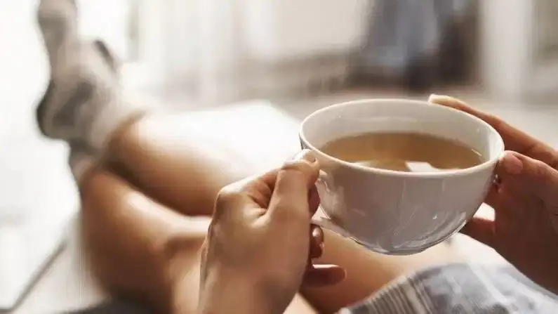 Morning उठते ही चाय पीना सेहत पर पढ़ सकता है भारी नुकसान