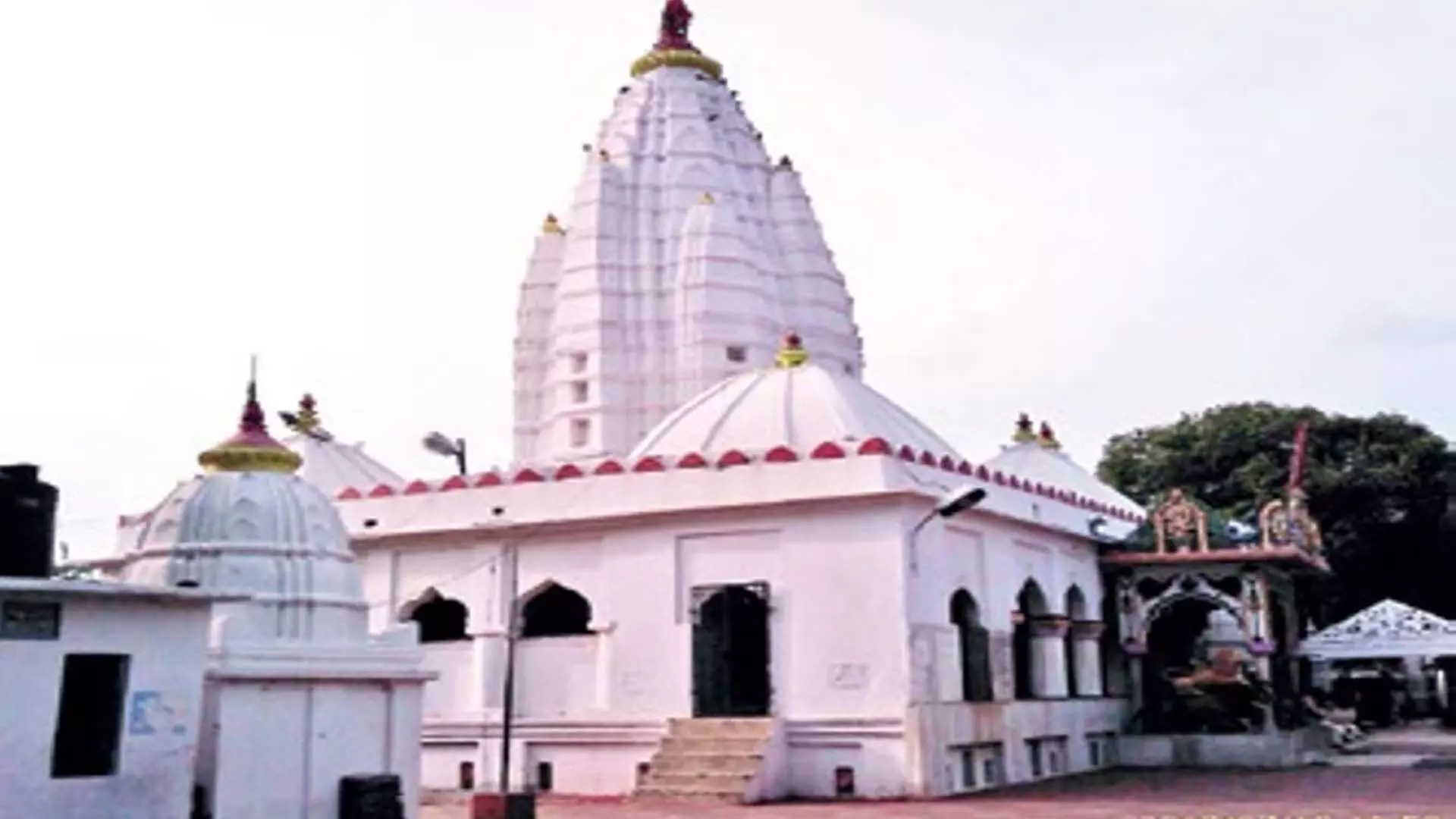 Samaleswari मंदिर को वित्तीय संकट का सामना करना पड़ रहा