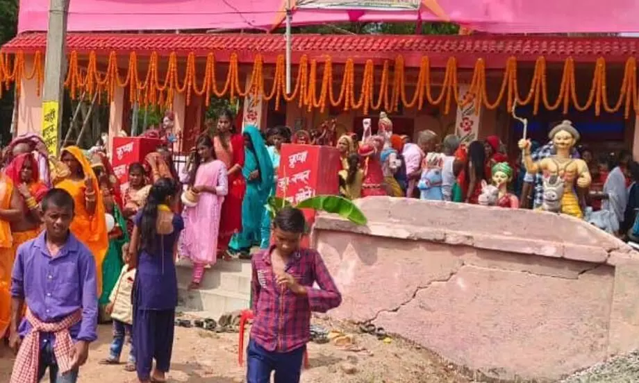 Madhubani: विश्व कल्याण के लिए मंदिर में हो रहा नवाह संकीर्तन महायज्ञ