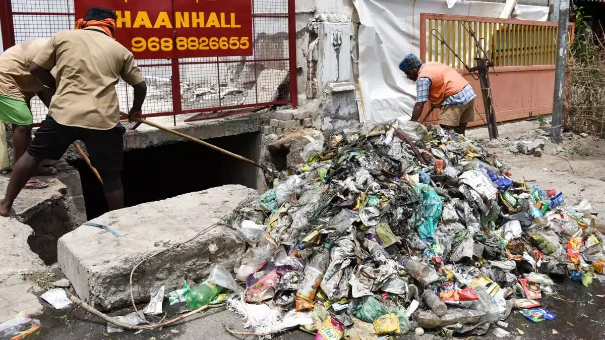 Tamil Nadu : तिरुचि शहर के नालों से निकाले गए प्लास्टिक कचरे की मात्रा ने खतरे की घंटी बजा दी