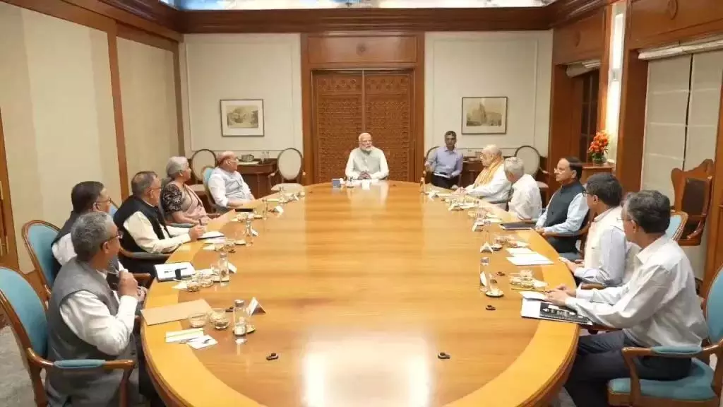 Dehli: प्रधानमंत्री मोदी ने आपातकालीन सीसीएस बैठक की अध्यक्षता की
