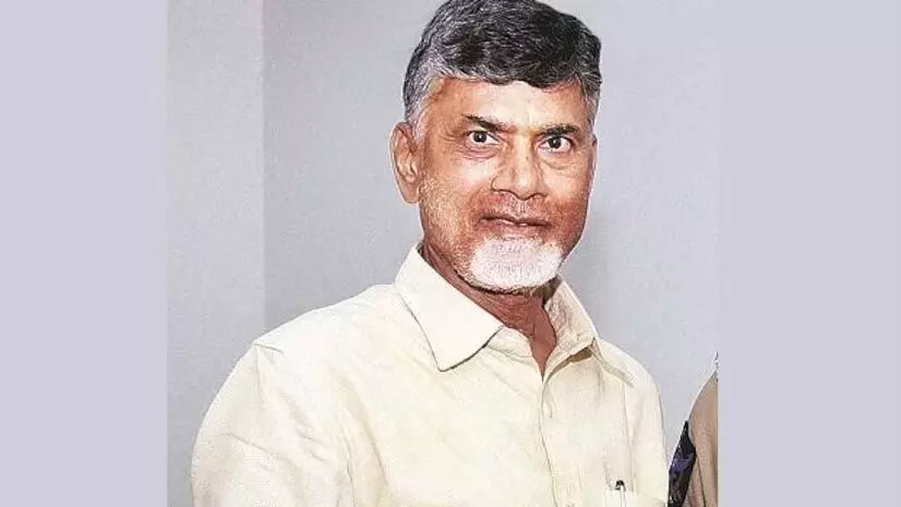 Chandrababu Naidu: जलाशयों, तालाबों को भरने के लिए कार्ययोजना तैयार करें