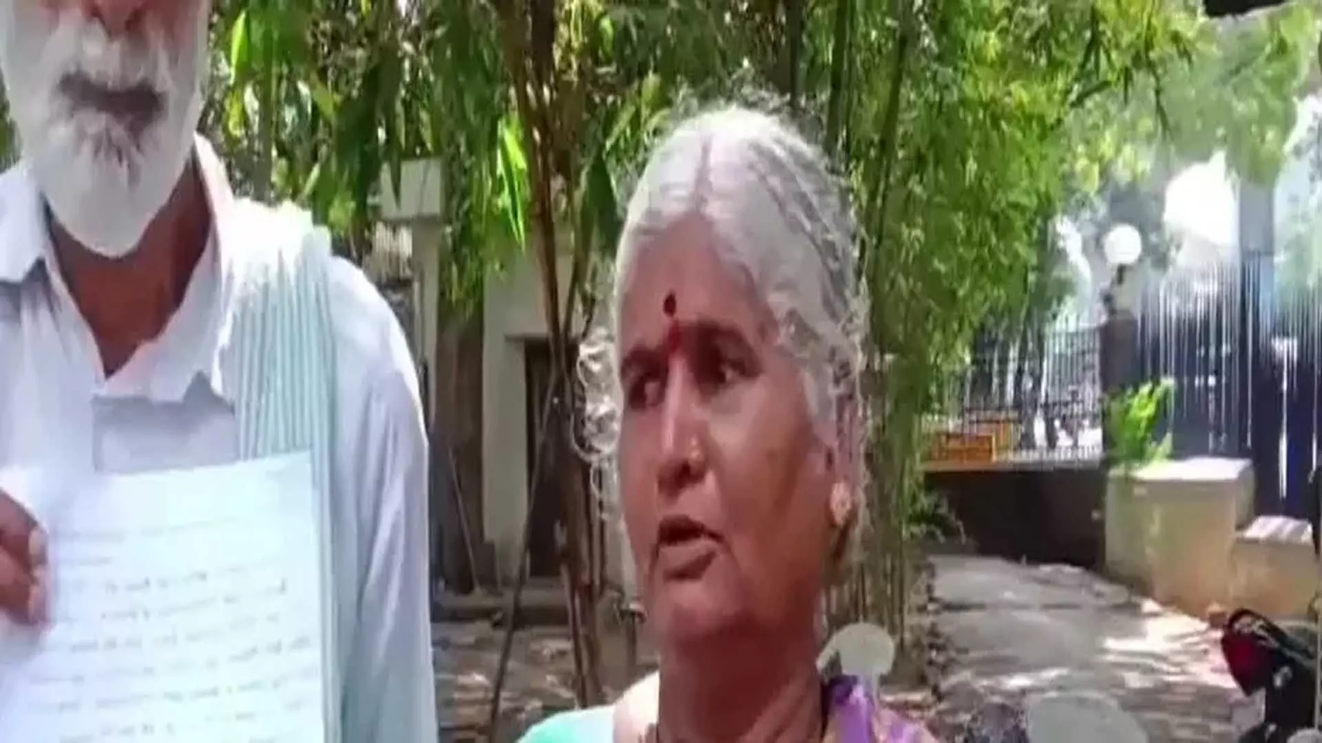 Rachakonda इंस्पेक्टर के माता-पिता ने उत्पीड़न की शिकायत दर्ज कराई