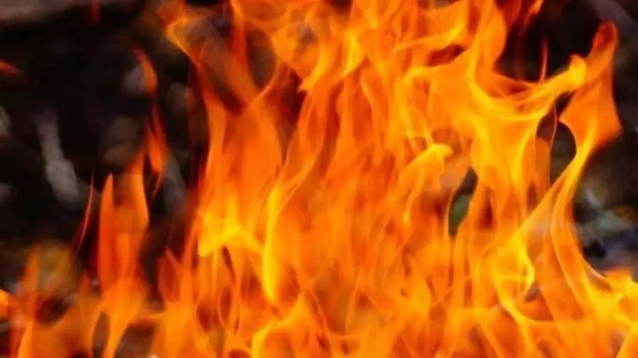 Lucknow: महिला ने आत्मदाह का प्रयास किया, 90 प्रतिशत जली