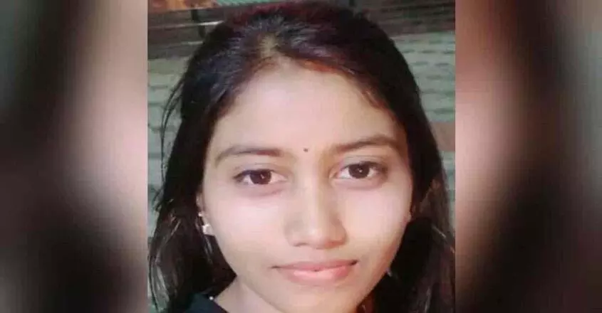 KERALA : बेंगलुरु में मलयाली नर्सिंग छात्रा हॉस्टल की इमारत से गिरकर मर गई