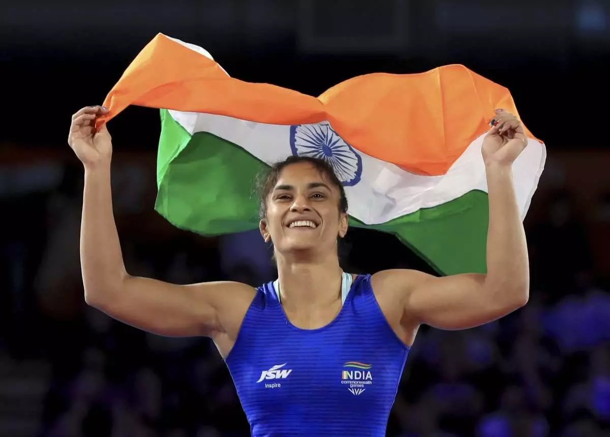 Vinesh Phogat ने गत चैंपियन को चौंका दिया