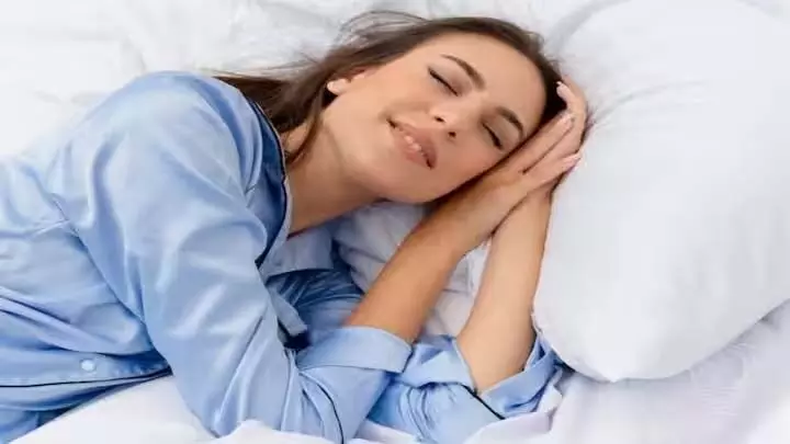 Health Tips: नींद की कमी से हो सकता है भारी नुकसान, अपनाये ये नुस्खे