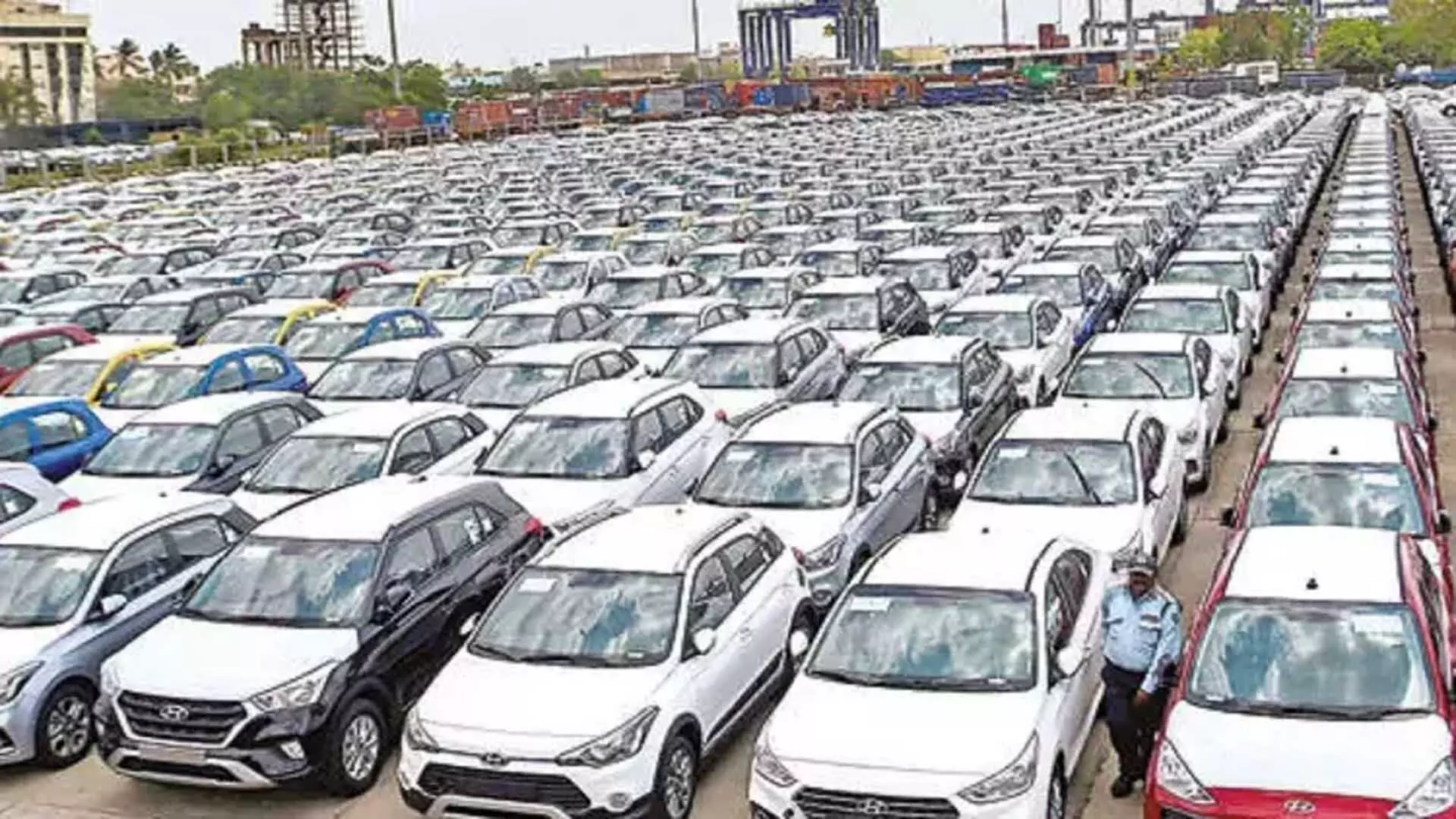 जुलाई में कारों, SUV की खुदरा बिक्री में 10 प्रतिशत की वृद्धि