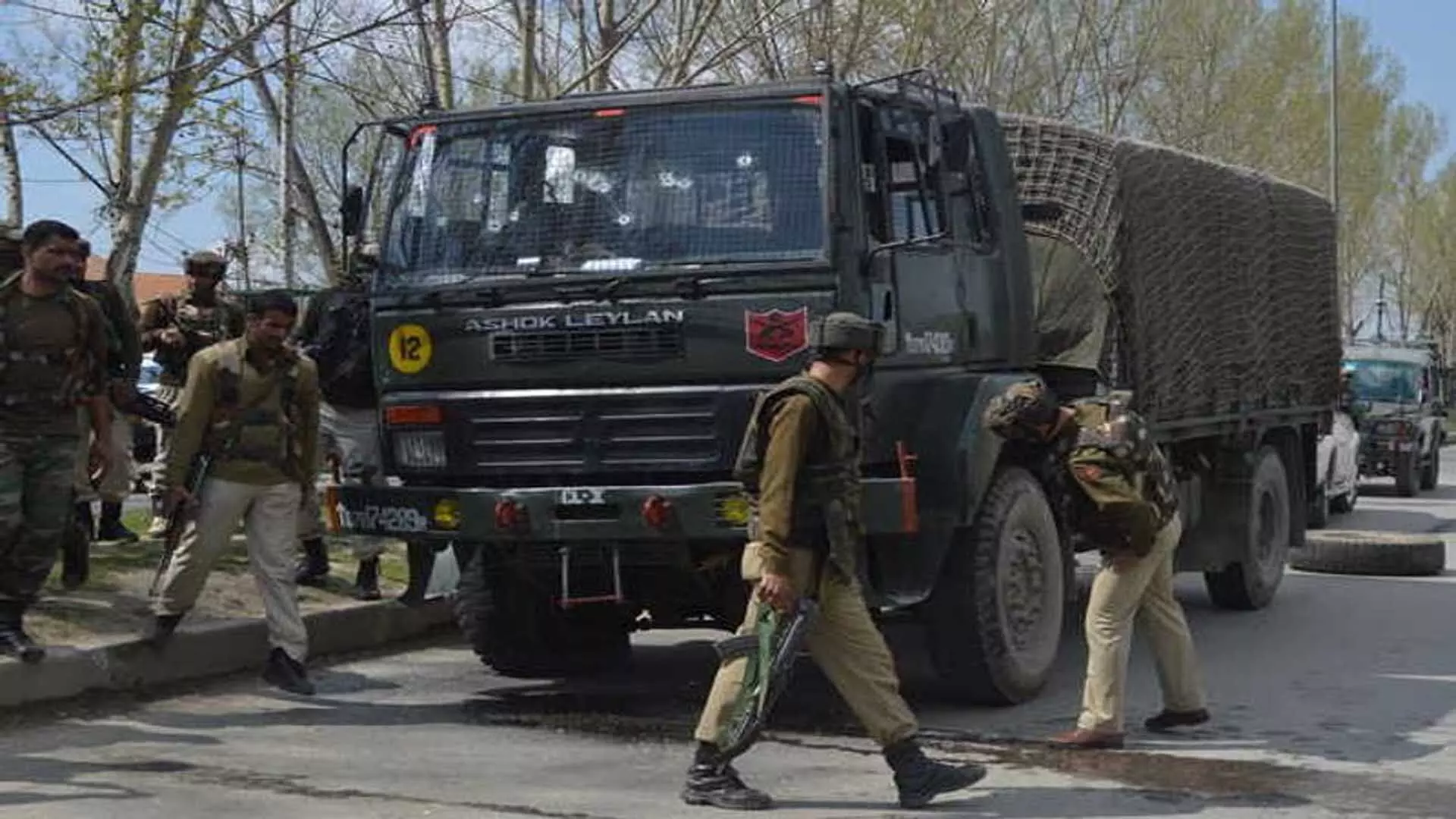Jammu-Kashmir: उधमपुर में आतंकवादियों से संपर्क स्थापित, अभियान जारी