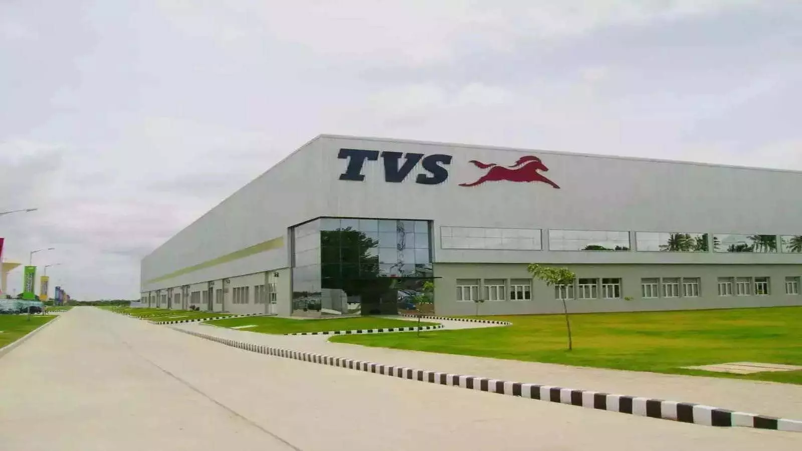 TVS Motor को बांग्लादेश से चुनौती का सामना करना पड़ा