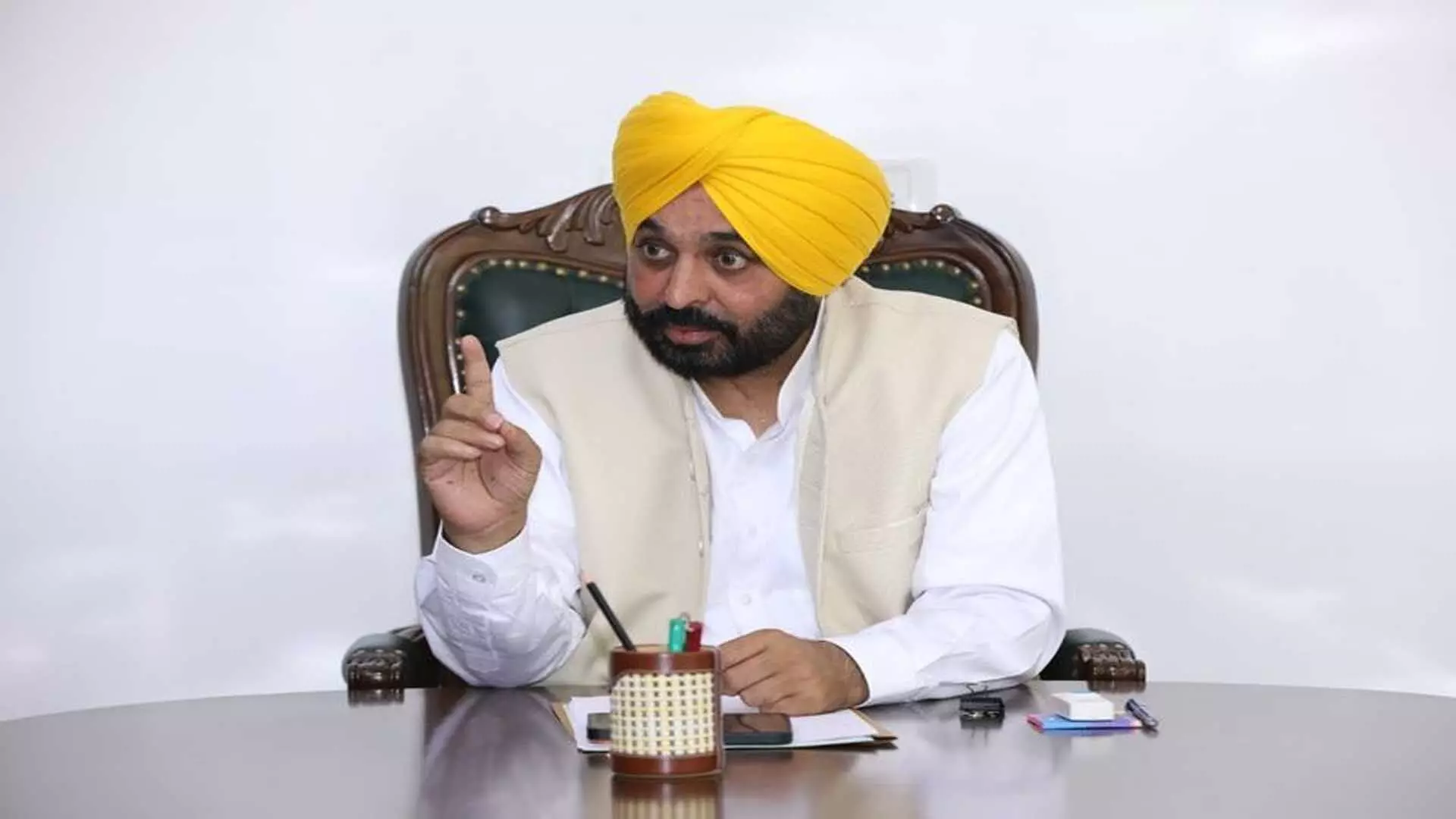 Punjab सरकार 10,000 से अधिक पुलिस अधिकारियों की भर्ती करेगी- CM मान | Punjab  government will recruit more than 10,000 police officers- CM Mann Punjab  सरकार 10,000 से अधिक पुलिस ...