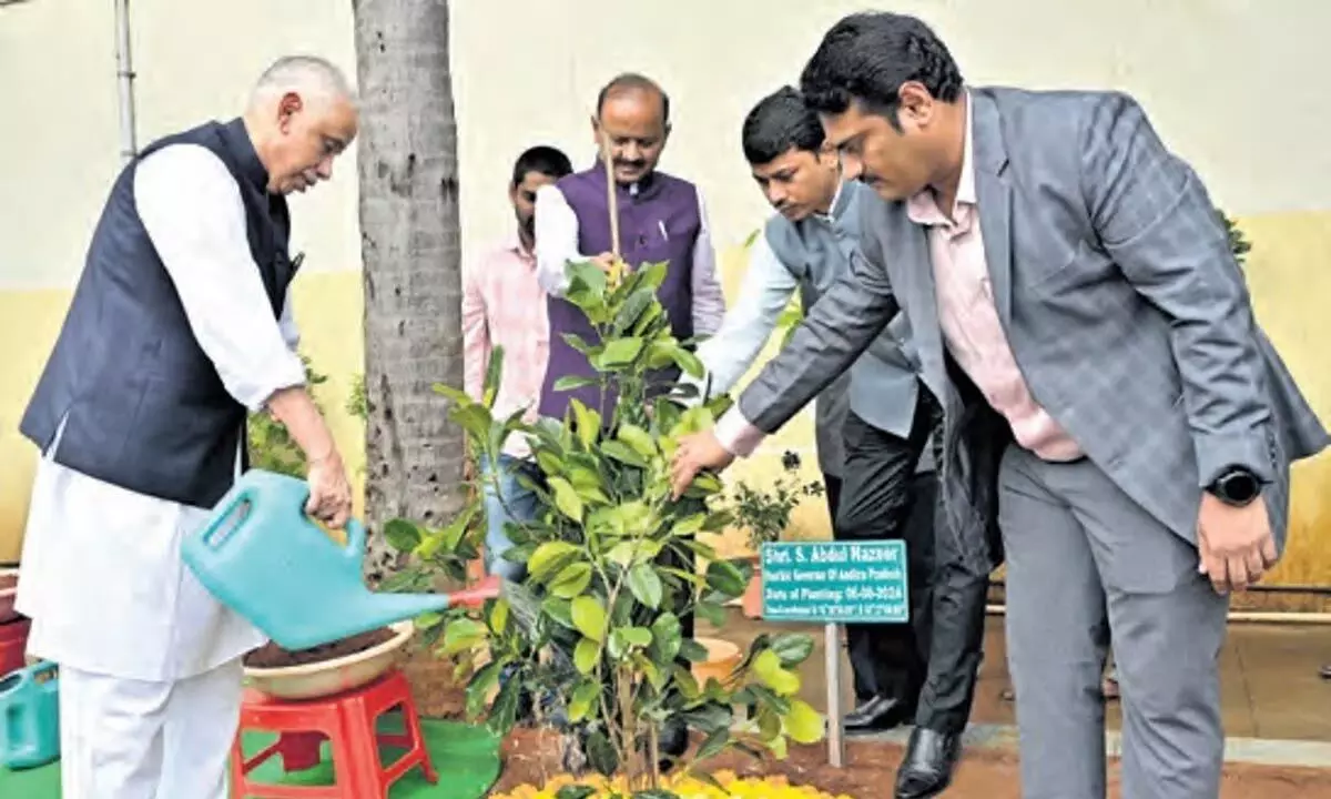 Andhra Pradesh: आंध्र प्रदेश के राज्यपाल ने हरित क्षेत्र बढ़ाने की आवश्यकता पर बल दिया