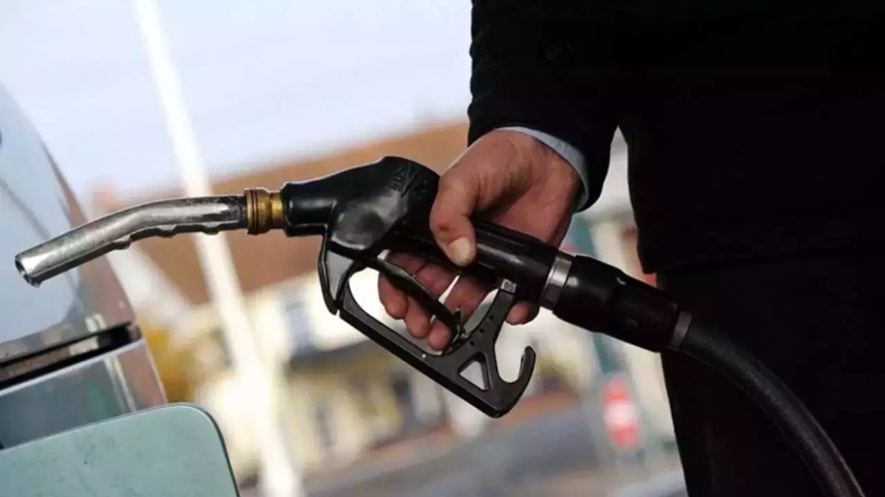 Petrol-diesel price : भुवनेश्वर में आज पेट्रोल-डीजल की कीमतों में मामूली बढ़ोतरी हुई