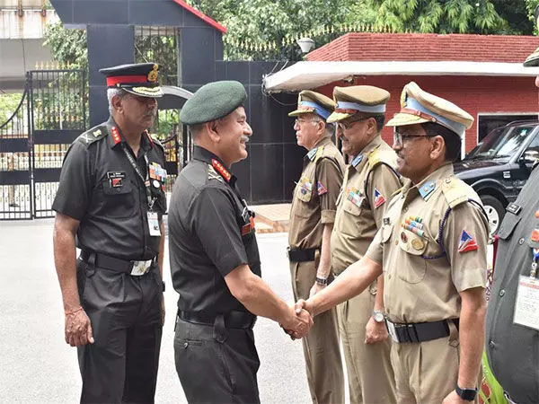 General Dwivedi ने सीमा सड़क संगठन मुख्यालय का दौरा किया