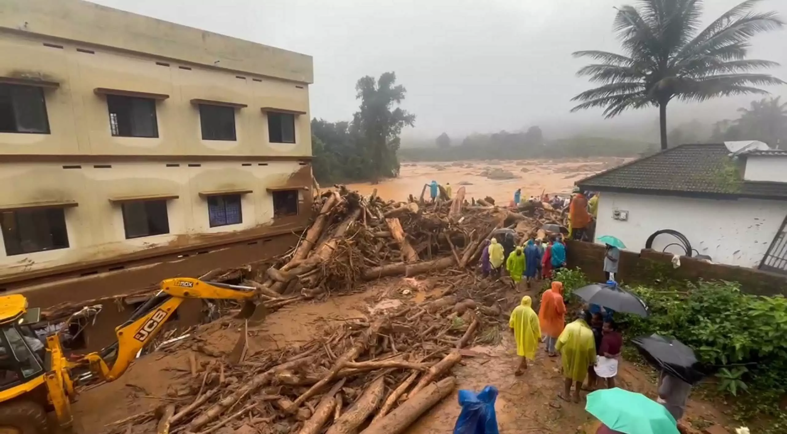 Wayanad LandSlide: वायनाड भूस्खलन में मरने वालों की संख्या 413 पहुंची, 152 लापता लोगों की तलाश जारी