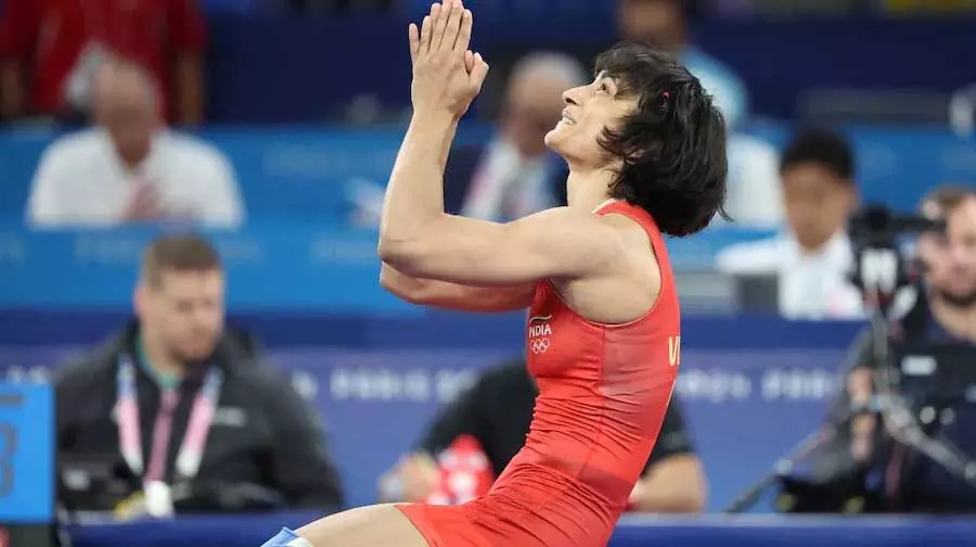 Vinesh Phogat हुईं बेहोश, अस्पताल में भर्ती, विनेश के अयोग्य घोषित होने पर बोले पीएम मोदी