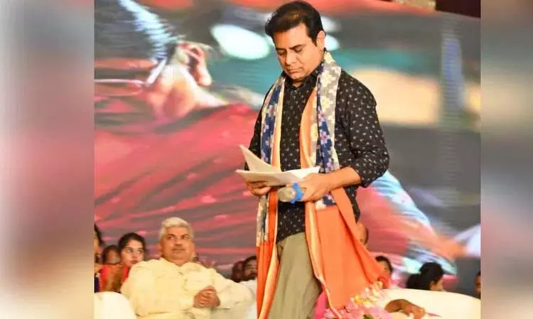 KTR: बुनकरों के लिए कल्याणकारी योजनाएं फिर से शुरू करने का आग्रह किया