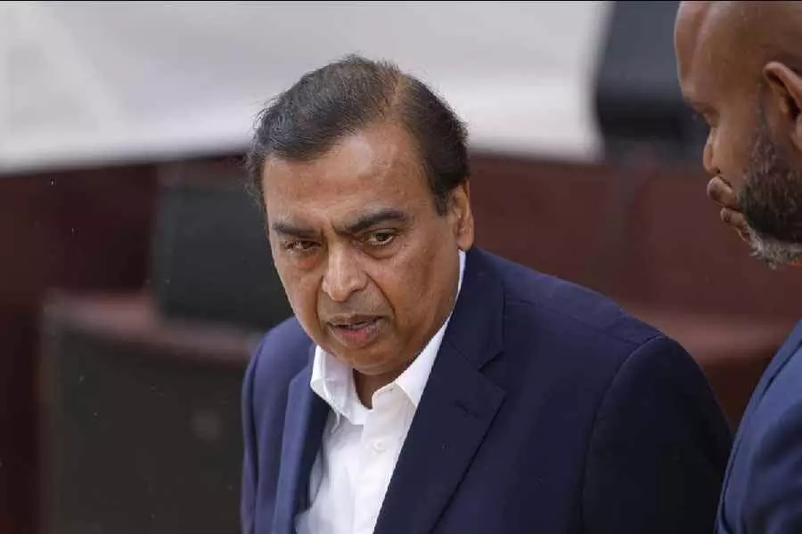 Mukesh Ambani समेकित बैलेंस शीट के लिए तैयार