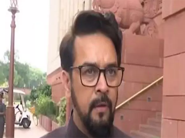 Anurag Thakur ने बांग्लादेश पर सलमान खुर्शीद की टिप्पणी पर निशाना साधा