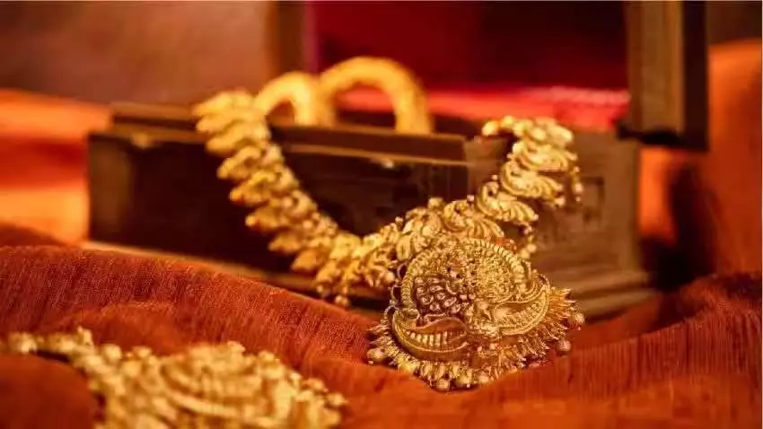 Gold price : भारत में आज सोने की कीमत जस की तस रही