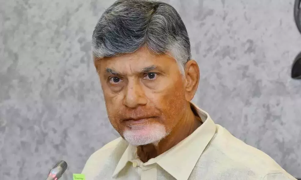 किसानों को पर्याप्त मात्रा में बीज मिलना चाहिए, CM Naidu ने अधिकारियों से कहा