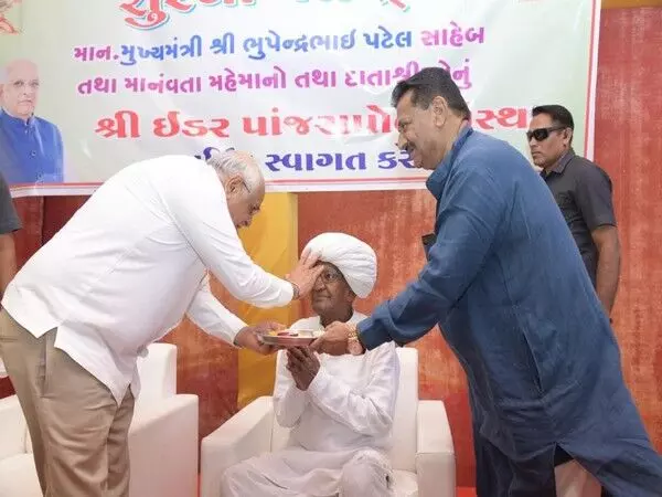 Bhupendra Patel ने साबरकांठा में विश्व आदिवासी दिवस के राज्य स्तरीय समारोह का नेतृत्व किया