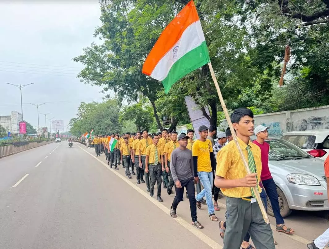 विश्व आदिवासी दिवस मनाया गया, तिरंगा रैली निकाली गई